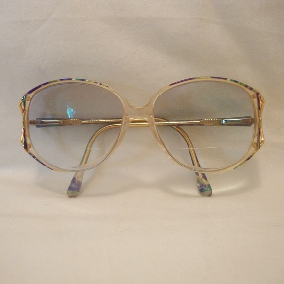 funky plastic eyeglass frames